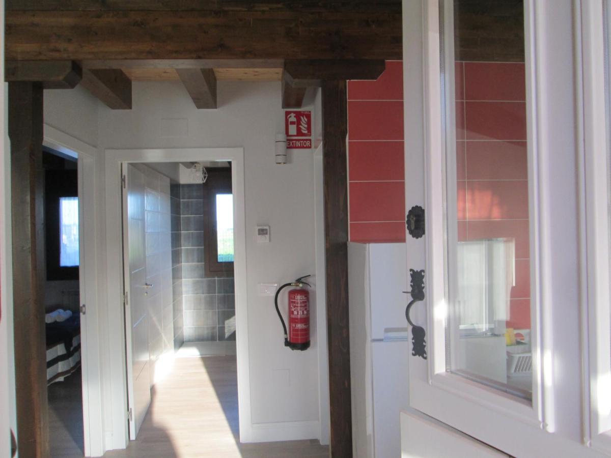 Apartamentos Fonte Villar Navia Buitenkant foto