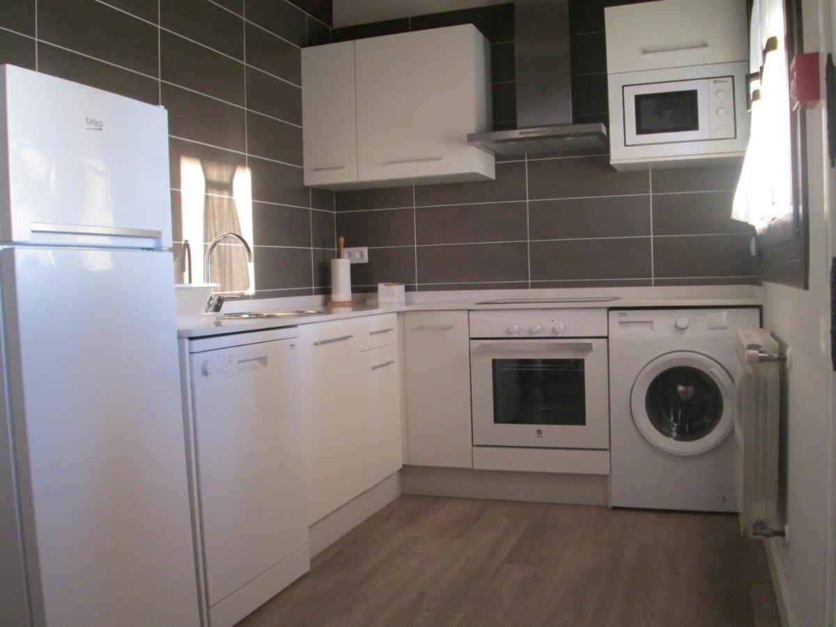 Apartamentos Fonte Villar Navia Buitenkant foto
